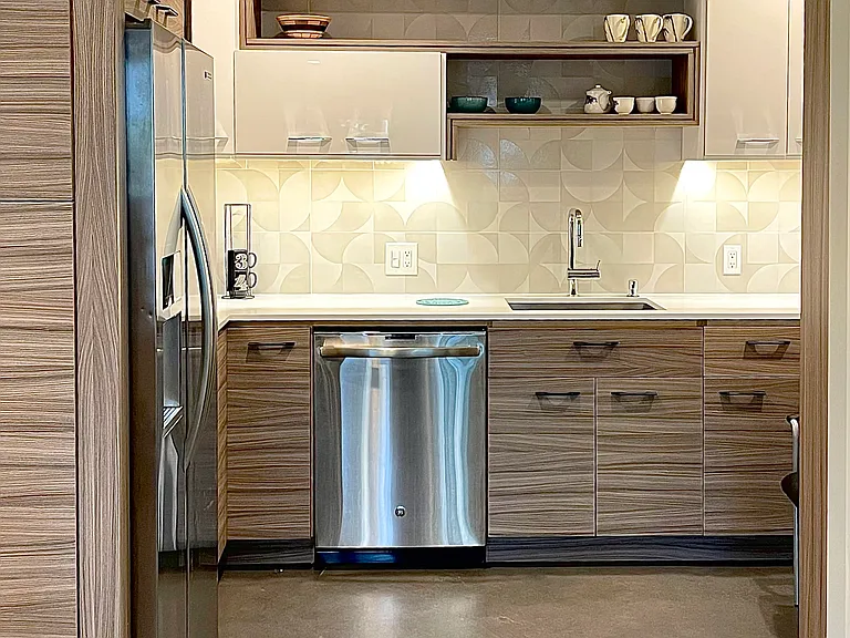 135 15th Ave — Photo 7