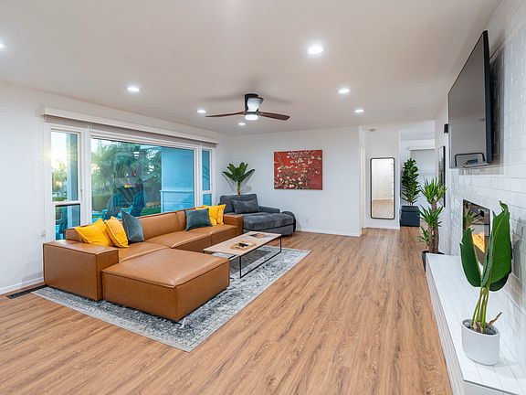 5th image of 5098 Carlsbad Blvd