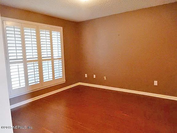2nd image of 12190 Silver Saddle Dr