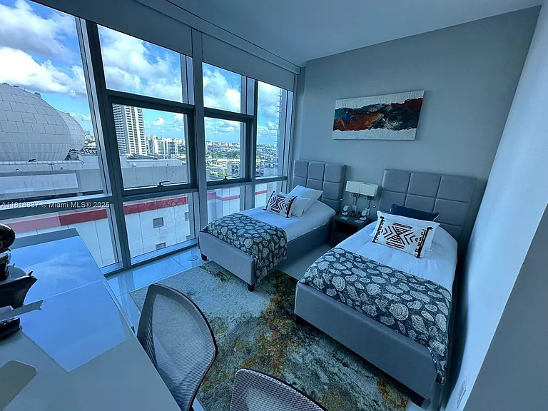 851 NE 1st Ave #1108 — Photo 7