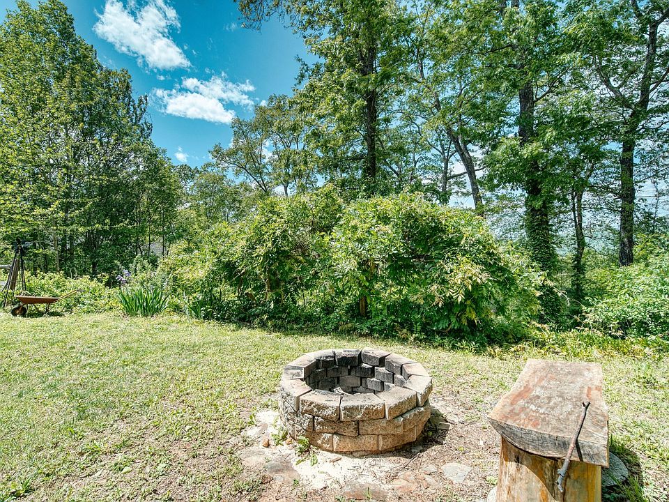 911 Summit Way, Blairsville, GA 30512 Zillow