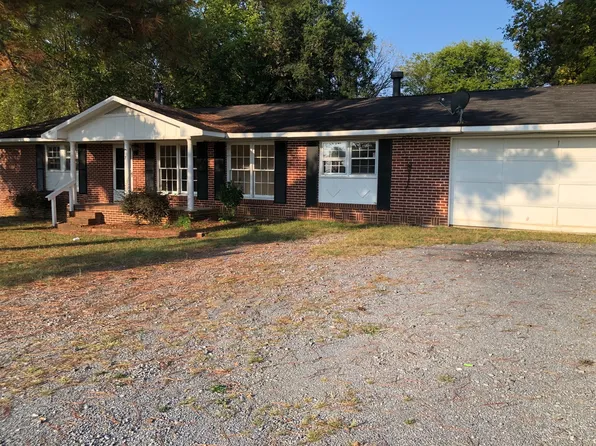 7 Johns Dr NE, Rome, GA 30165