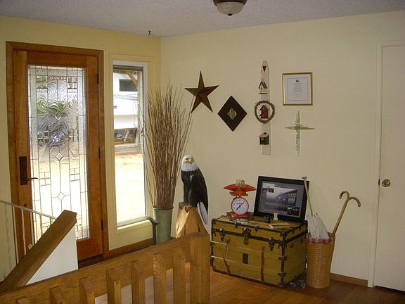2nd image of 7094 Navajo Trl NE