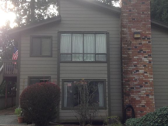 4th image of 3730 192nd St SW