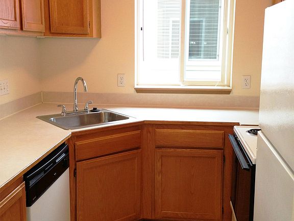 2nd image of 2438 NW 58th St APT 5