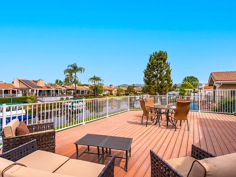 2379 Leeward Cir — Photo 42