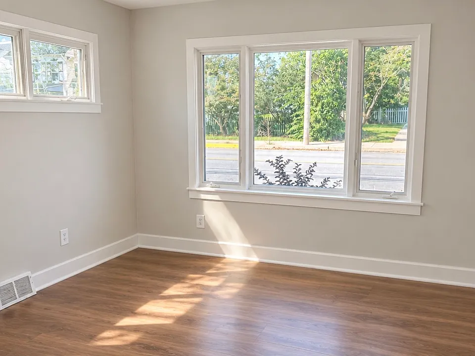 Front part of bedroom