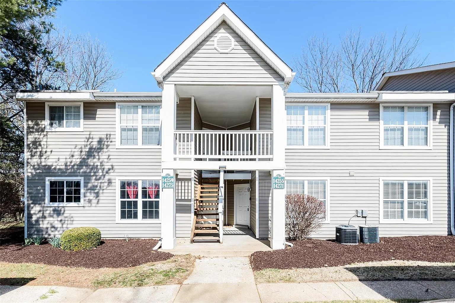 14271 Riverfront Dr photo 1