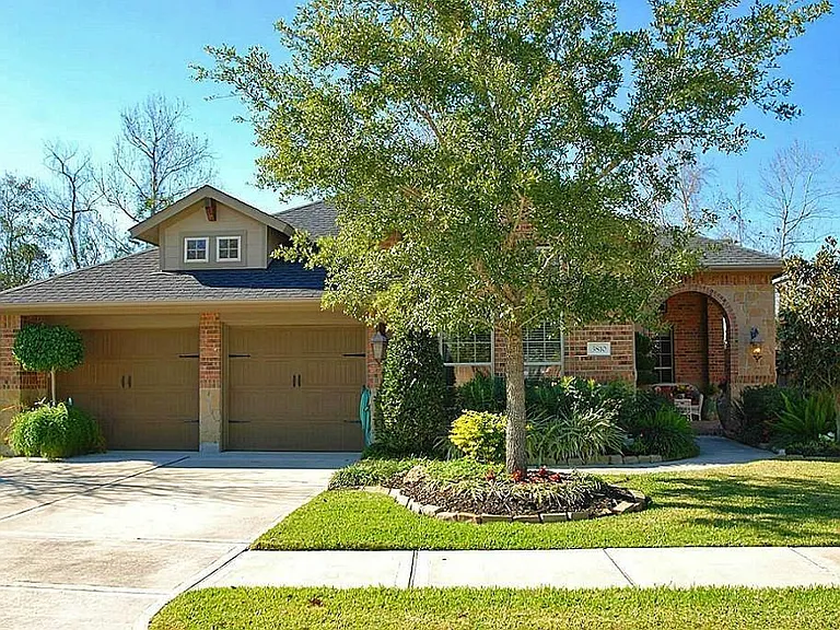 3810 Rose Grove Ln — Photo 1