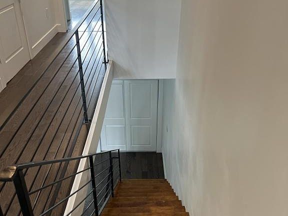 3rd image of 614 Edmond St