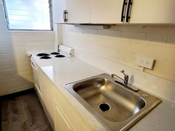 4th image of 215 Paoakalani Ave APT 2
