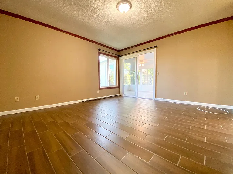 23527 Gold Nugget Ave — Photo 9