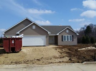 3735 Golden Eagle Dr, Beloit, WI 53511