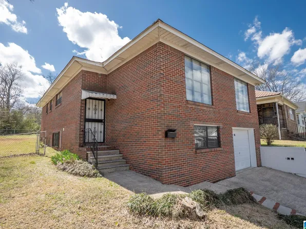 325 53rd St, Fairfield, AL 35064