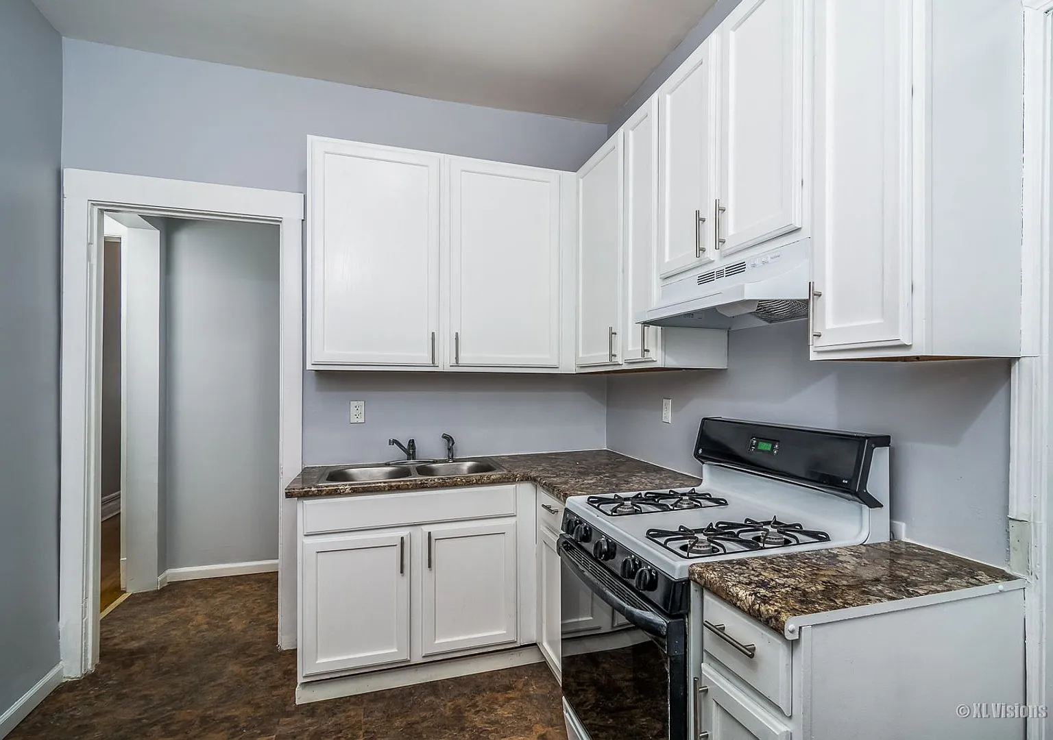 2 bed, $1,600 — Photo 2