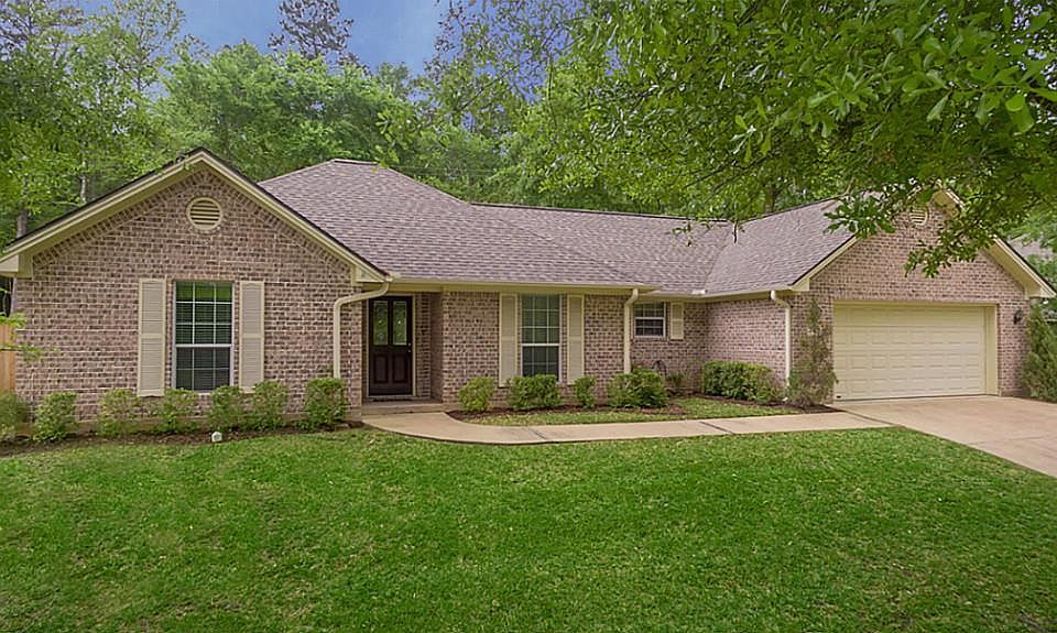1st image of 247 Broadmoor Dr