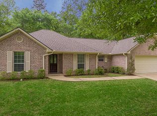 247 Broadmoor Dr, Huntsville, TX 77340