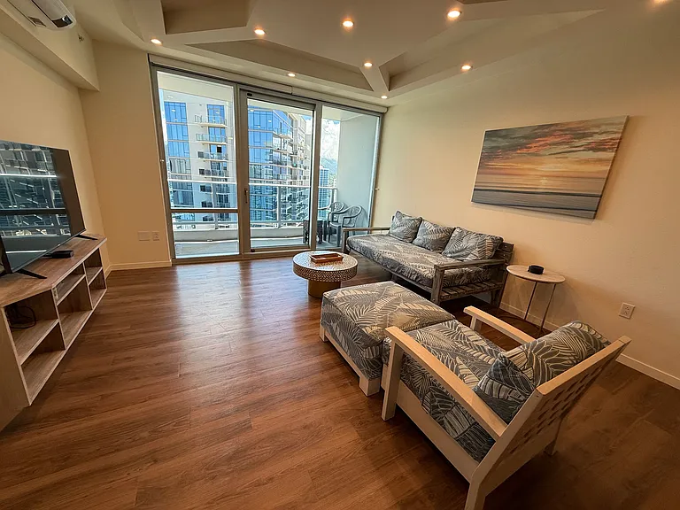 1391 Kapiolani Blvd #4005 — Photo 1