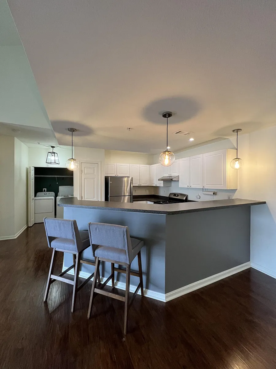 Building Photo - 11355 Aristotle Dr #408