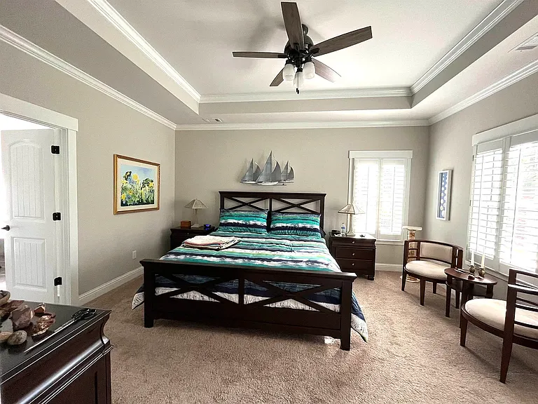 1050 Legend Dr — Photo 11