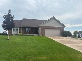 1920 16th St, Perry, IA 50220