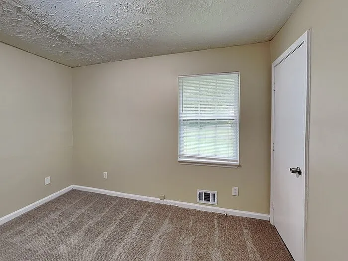 2800 Alexandria Dr SW — Photo 14