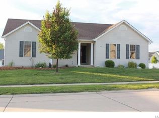 7043 Whisper Creek Dr, Wentzville, MO 63385