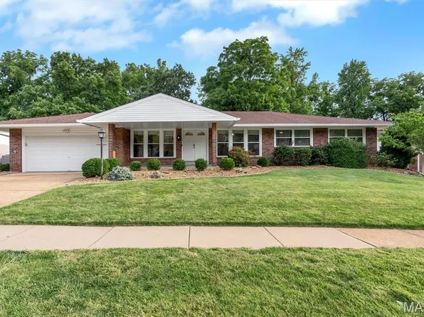 13120 Greenbough Dr, Saint Louis, MO 63146