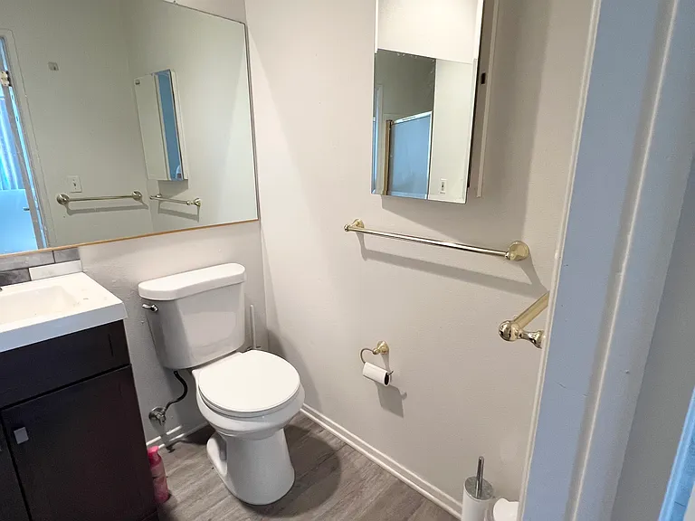 1117 Elm Ave #107 — Photo 10