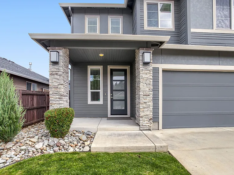5210 NE 133rd St — Photo 3