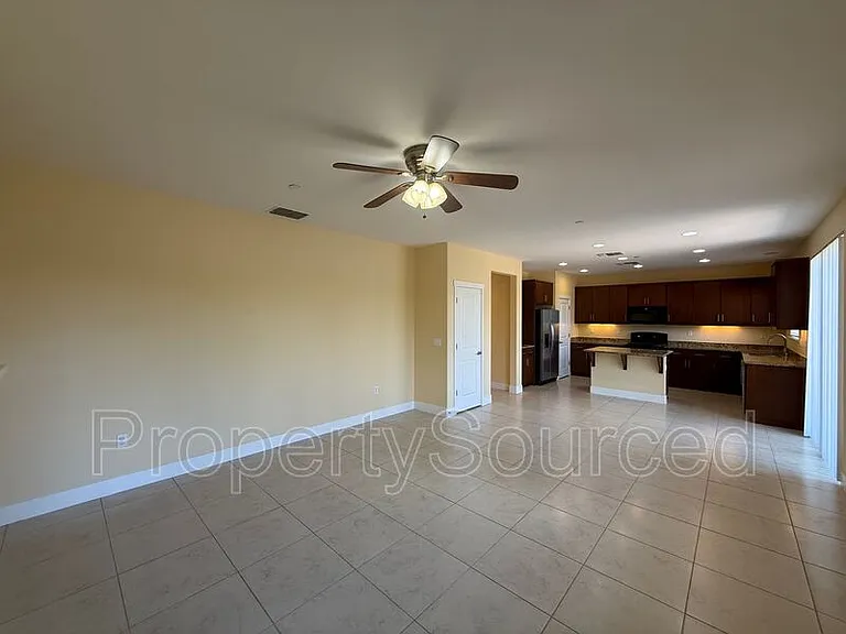 18517 Admiral Way — Photo 6