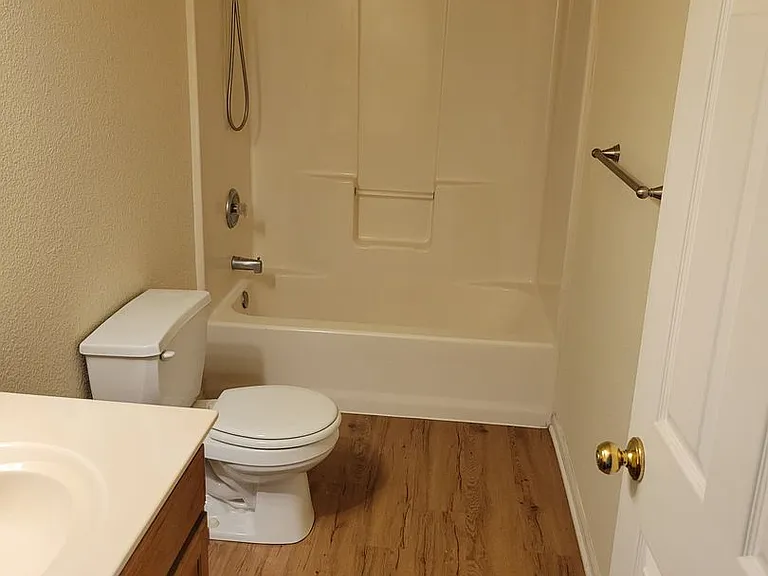 4522 Waterloo Dr — Photo 27