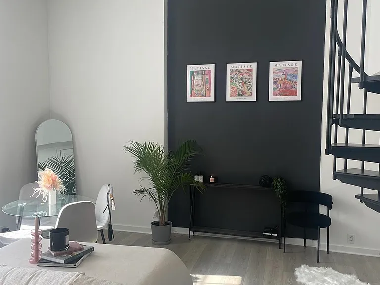 1024 Clinton St #103 — Photo 1