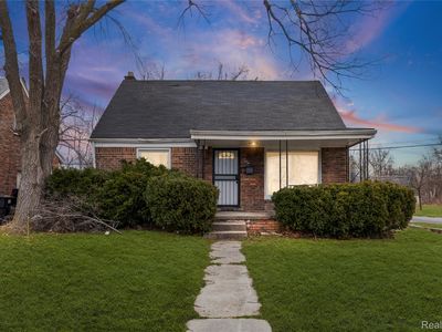 19900 Southfield Rd, Detroit, MI, 48235