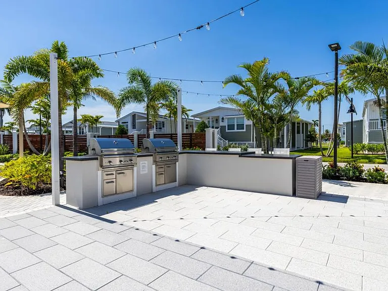 11596 Palm Dr — Photo 14