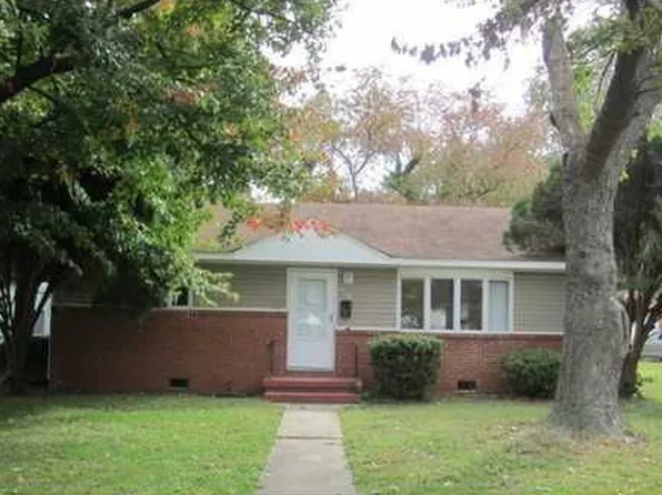 518 Bunche Blvd, Portsmouth, VA 23701