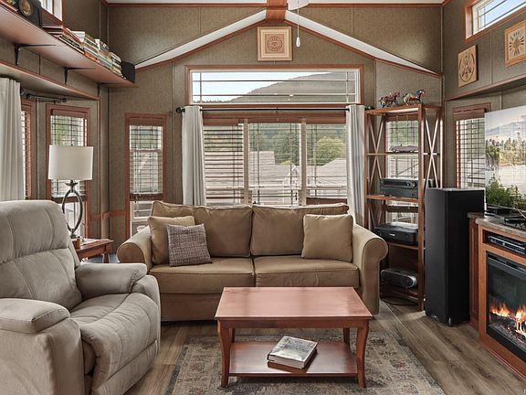 3rd image of 2116 Nimpkish Lake Way