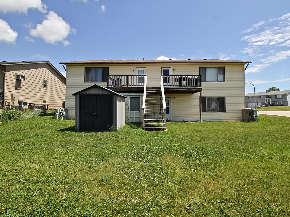 2nd image of 18 American Ln