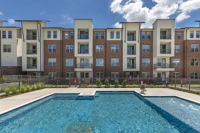 1st image of 3013 Doryn Dr #C2