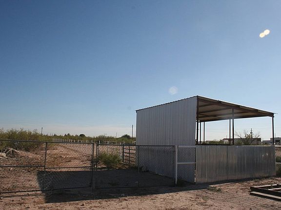5th image of 4795 N Gonzalez Rd