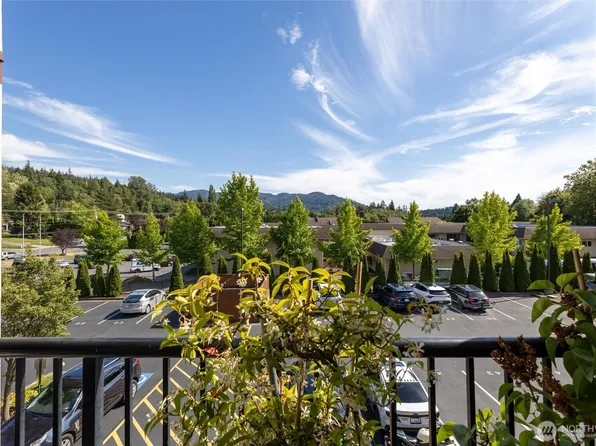 700 32nd Street #A302, Bellingham, WA 98225
