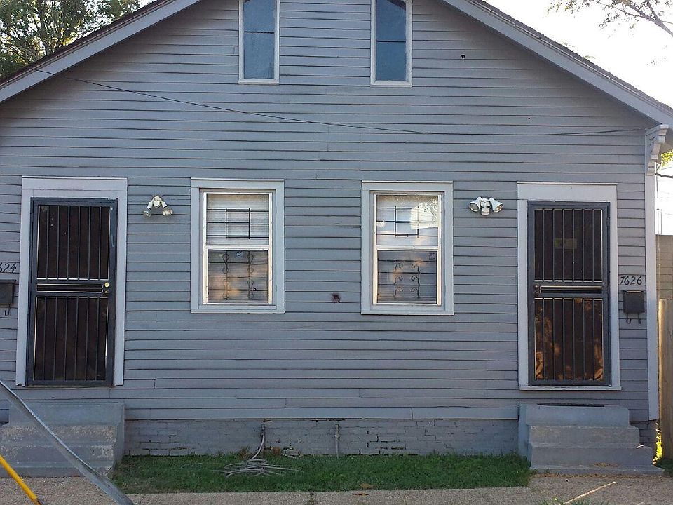 Unit is on right side with lg yard (off street parking - opt