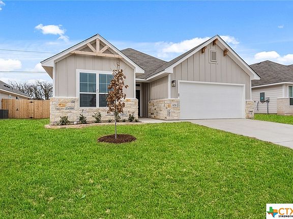 4th image of 808 Ashberry Dr