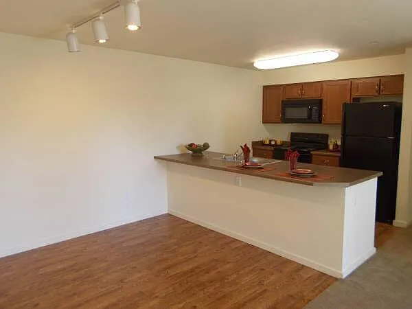 Copper Steppe Apartments — Photo 5