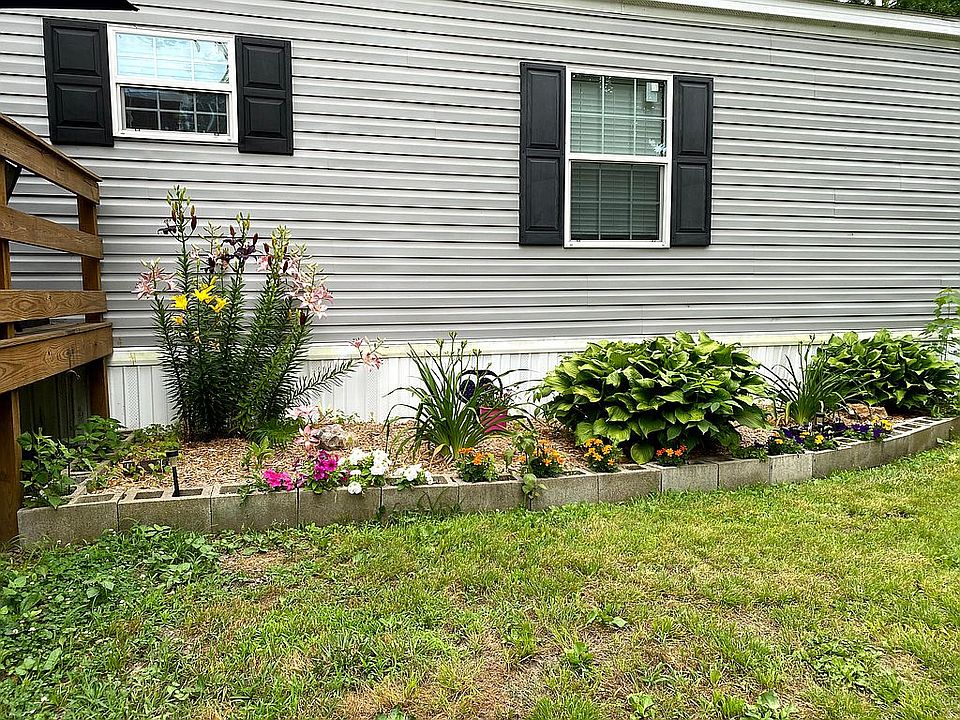 Flower bed