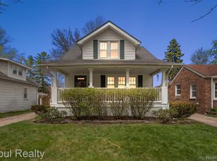 34512 Ash St, Wayne, MI 48184