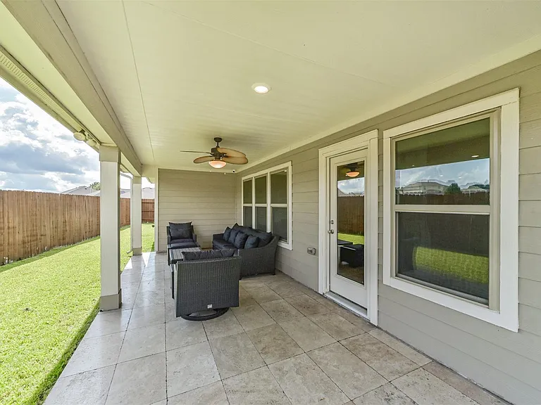 25546 Kensington Lake Dr — Photo 26