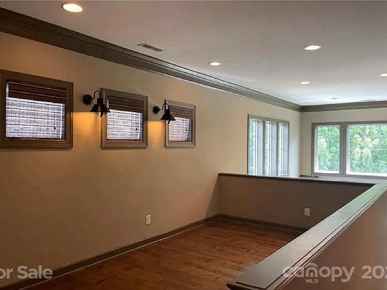 15124 Sapphire Hill Ln — Photo 10