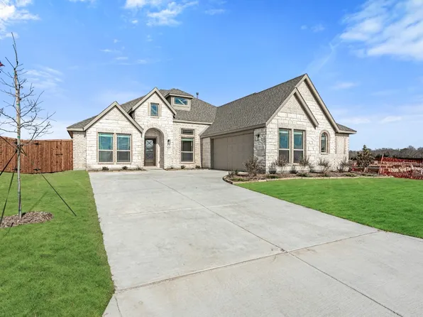 217 Sweetwater Dr, Commerce, TX 75428