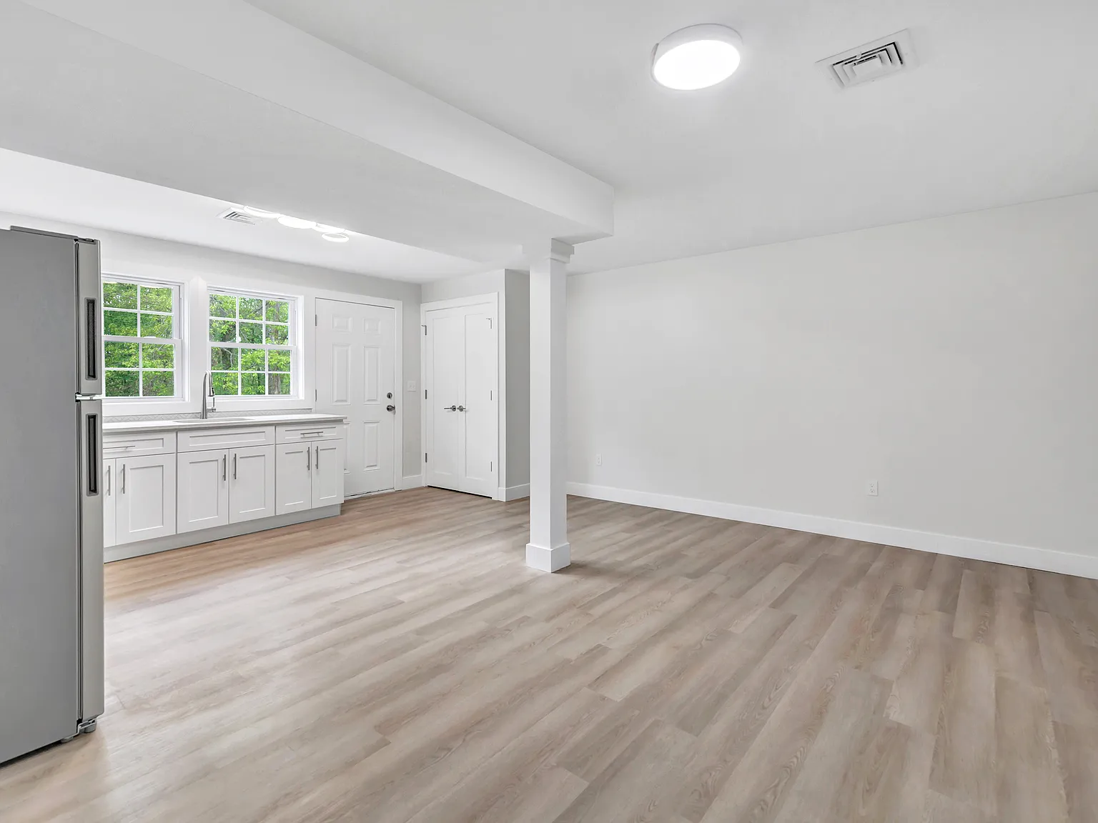 2 bed, $1,800 — Photo 4